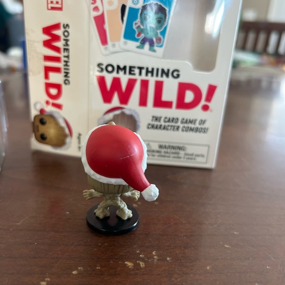 Funko Marvel Guardians of the Galaxy Holiday Baby Groot Something Wild Card Game - Picture 5 of 5